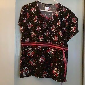 Cherokee women’s scrub top